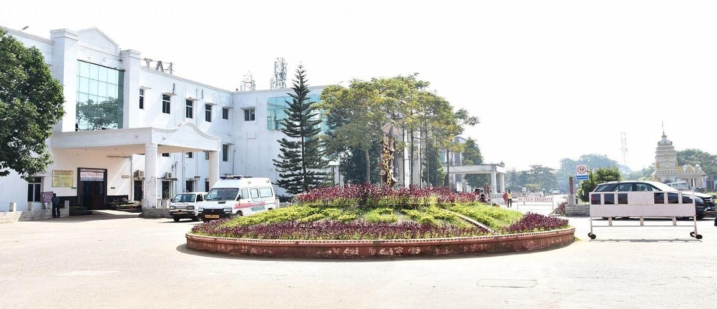 Hi-Tech Medical College, Bhubaneswar campus photo 2