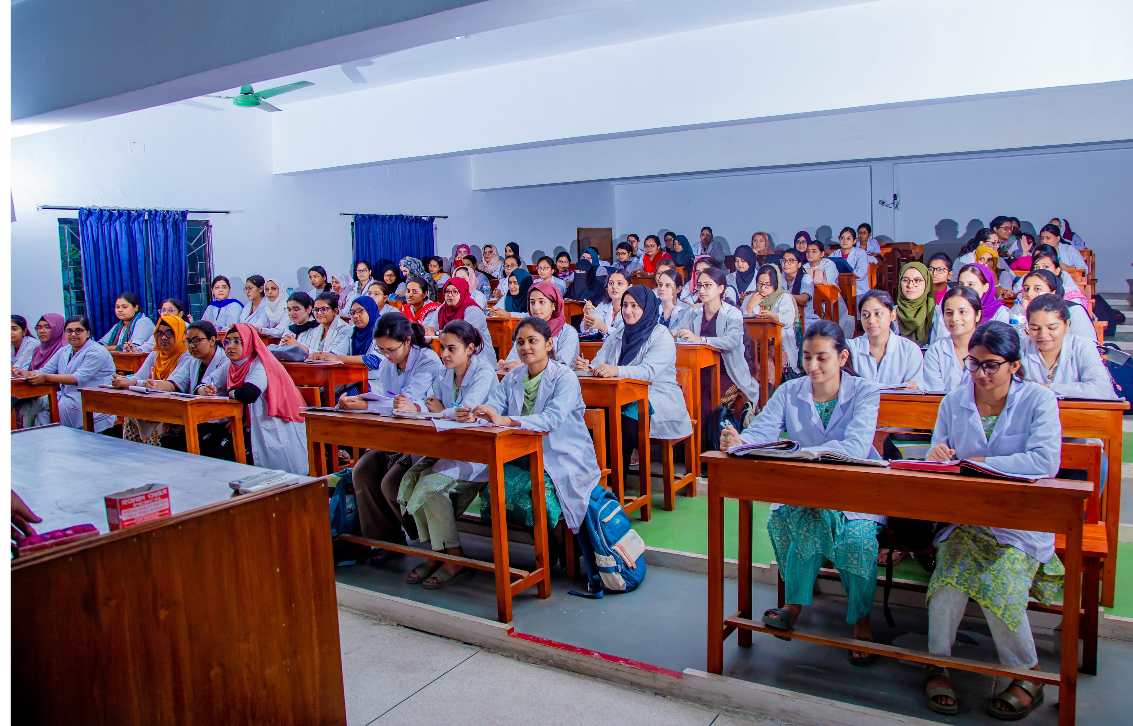 ZH Sikder Women's Medical College campus photo 1