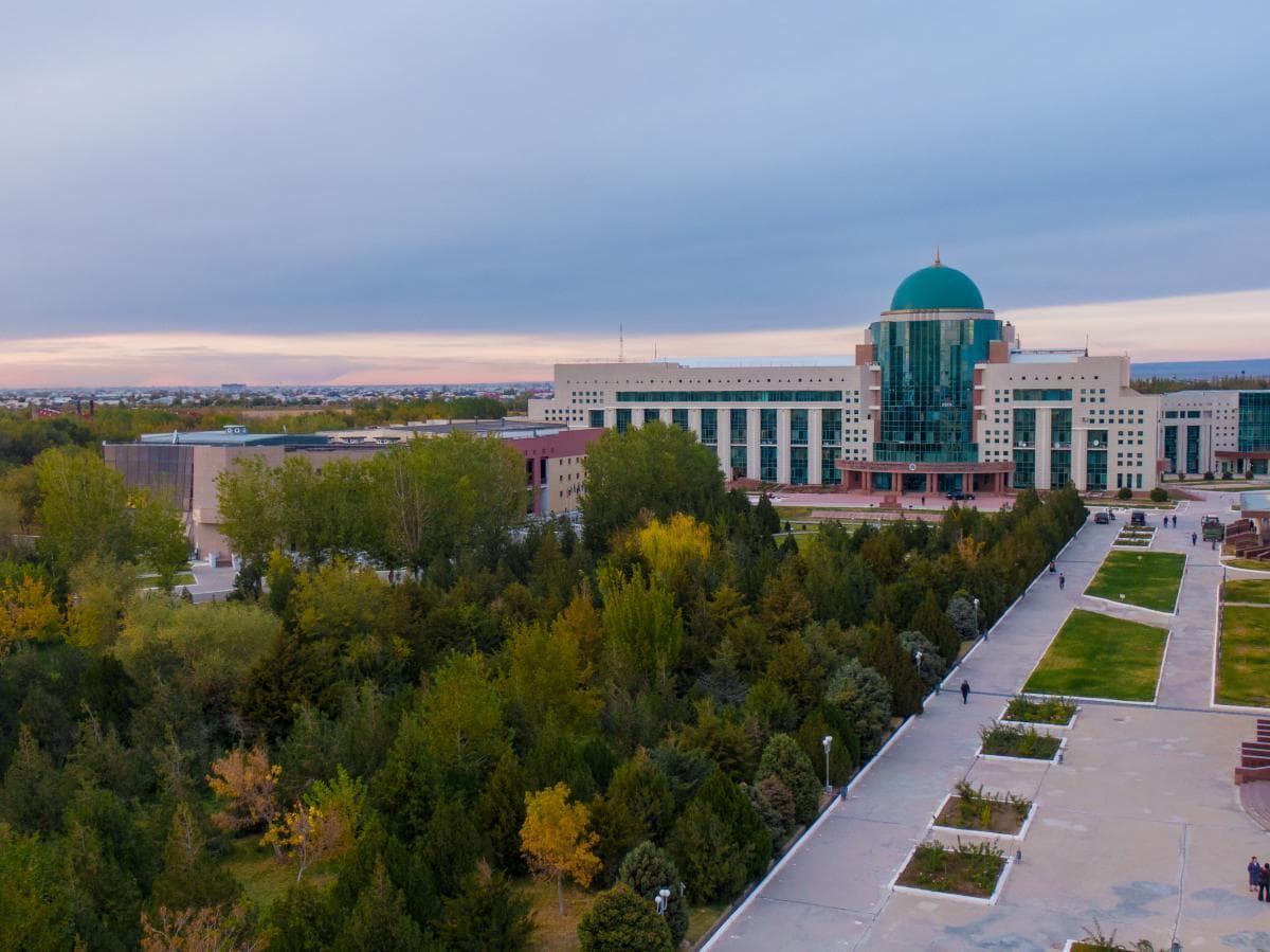 International Kazakh-Turkish University campus photo 1