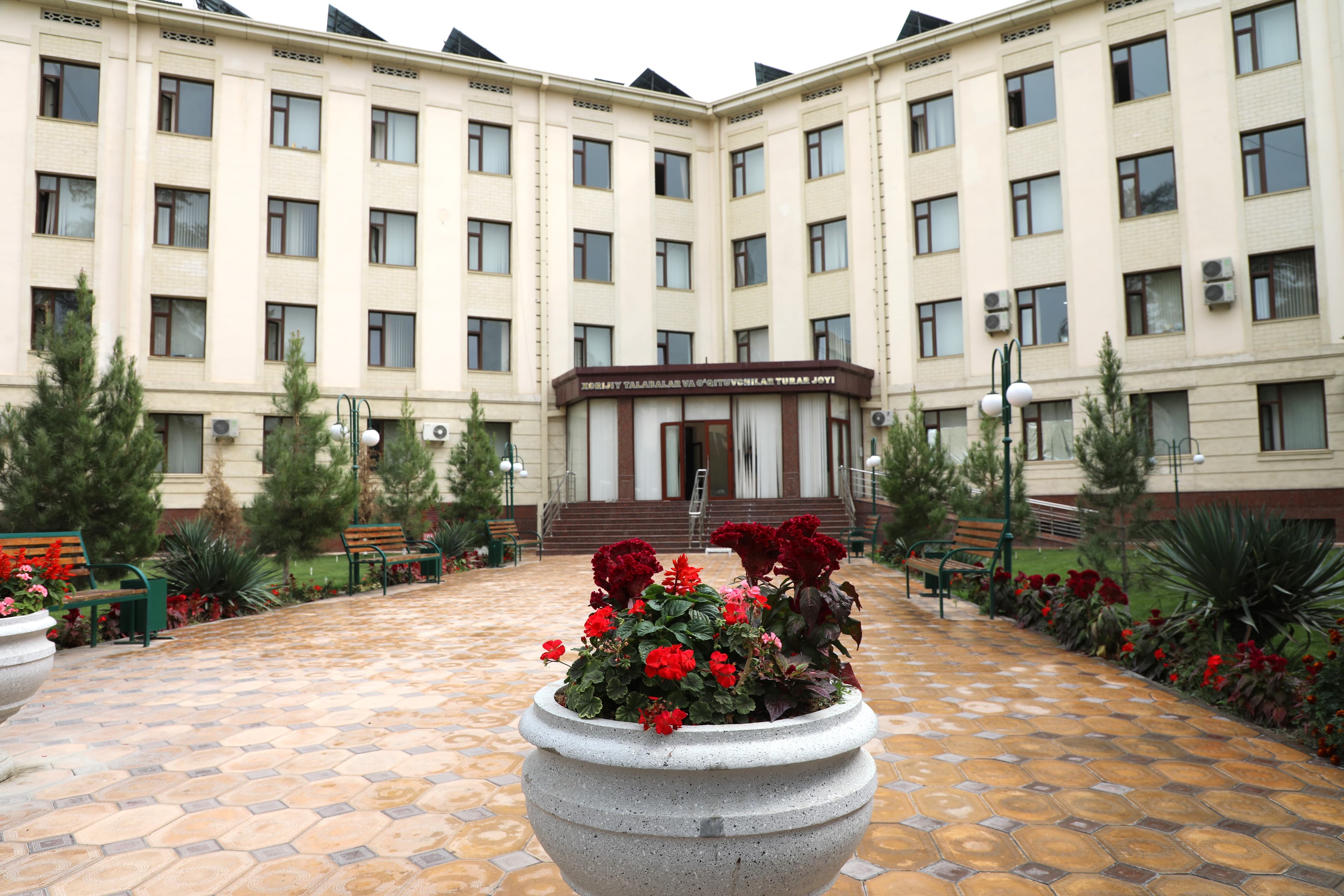 Samarkand State Medical University campus photo 1